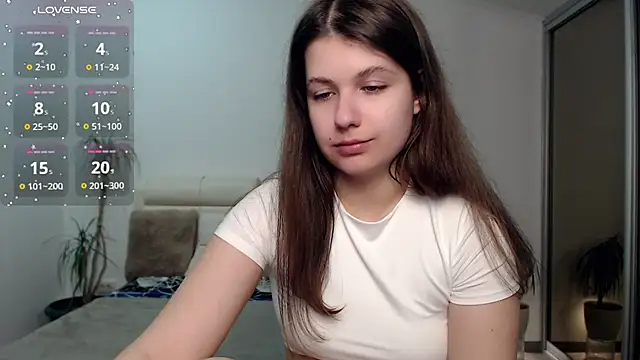 Snapshot of SayMeow_ chatting on 03/07/25, 09:17 SayMeow  online show from 03/07/25, 09:17
