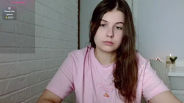 Snapshot of SayMeow_ chatting on 09/09/25, 12:43 SayMeow  online show from 09/09/25, 12:43