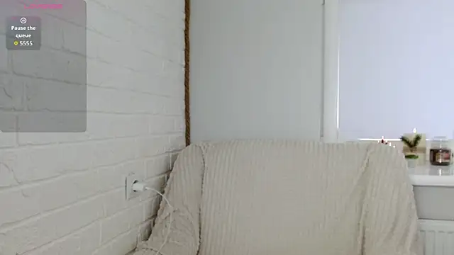 Snapshot of SayMeow_ chatting on 09/14/25, 05:39 SayMeow  online show from 09/14/25, 05:39