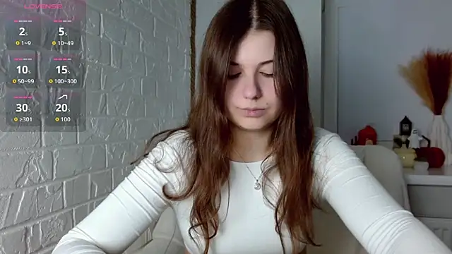 Snapshot of SayMeow_ chatting on 10/19/25, 05:41 SayMeow  online show from 10/19/25, 05:41