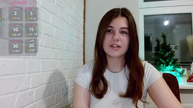 Snapshot of SayMeow_ chatting on 12/14/25, 03:45 SayMeow online show from 12/14/25, 03:45