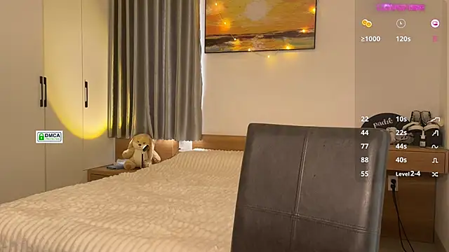 Snapshot of RedFires chatting on 01/09/25, 04:30 RedFires online show from 01/09/25, 04:30