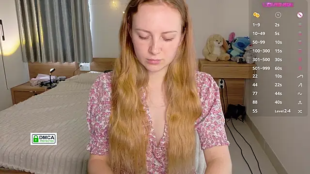 Snapshot of RedFires chatting on 10/30/25, 07:32 RedFires online show from 10/30/25, 07:32