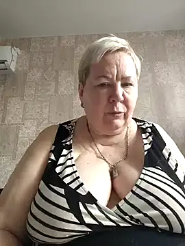 EffectFiona online show from 03/18/25, 11:19