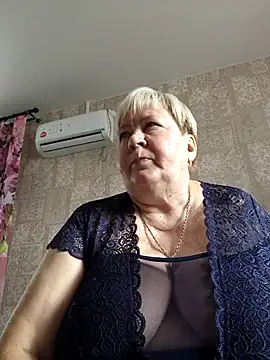 EffectFiona online show from 09/26/25, 11:03