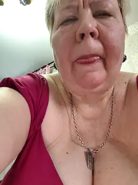 EffectFiona online show from 01/16/26, 04:05