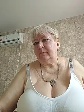 EffectFiona online show from 03/29/26, 04:23