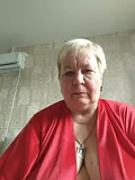 Snapshot of EffectFiona chatting on 07/03/26, 06:09 EffectFiona online show from 07/03/26, 06:09