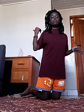 Snapshot of Prettybecs chatting on 01/18/25, 04:59 Prettybecs online show from 01/18/25, 04:59