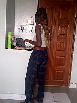 Snapshot of Prettybecs chatting on 10/16/25, 06:25 Prettybecs online show from 10/16/25, 06:25