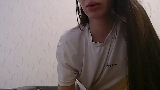 HoneyWiles online show from 01/11/26, 02:11