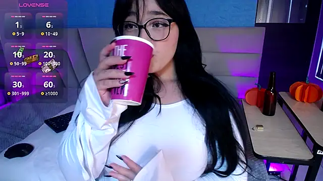 Miss Loise online show from 09/28/25, 10:37