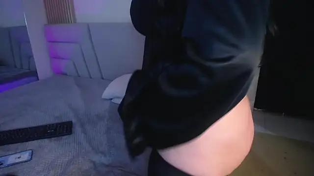 Miss Loise online show from 11/15/25, 10:26