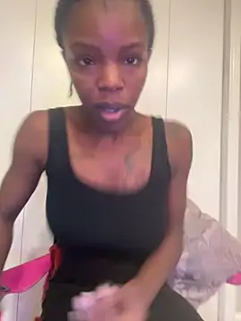 wishwashhy22 online show from 10/15/25, 02:50