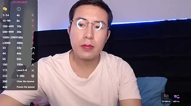 Snapshot of andrewmhilton_ chatting on 03/02/25, 05:36 andrewmhilton  online show from 03/02/25, 05:36