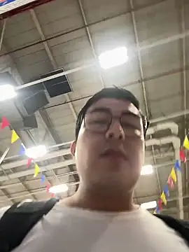 andrewmhilton  online show from 03/11/26, 11:55