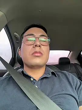 andrewmhilton  online show from 04/15/26, 06:26