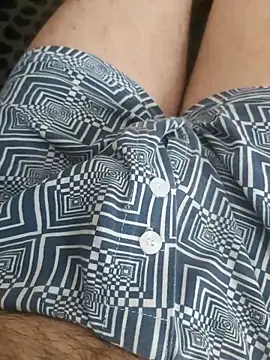 maxxx20202020 online show from 10/21/25, 06:47