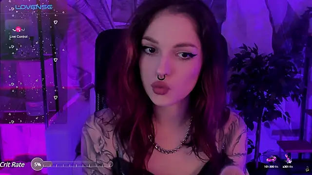 BratzieDarsie online show from 01/06/25, 02:47