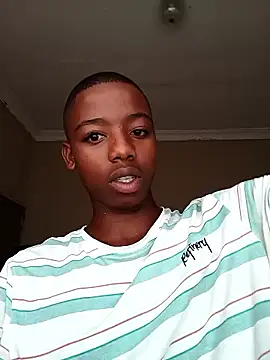 BLACK BOTTOM03 online show from 02/02/26, 07:07