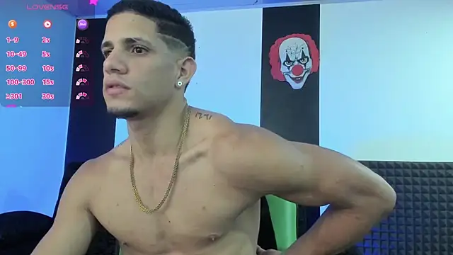 Snapshot of jhonnysnow17 chatting on 02/12/25, 06:19 jhonnysnow17 online show from 02/12/25, 06:19