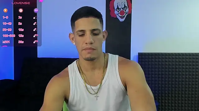 Snapshot of jhonnysnow17 chatting on 02/18/25, 04:04 jhonnysnow17 online show from 02/18/25, 04:04