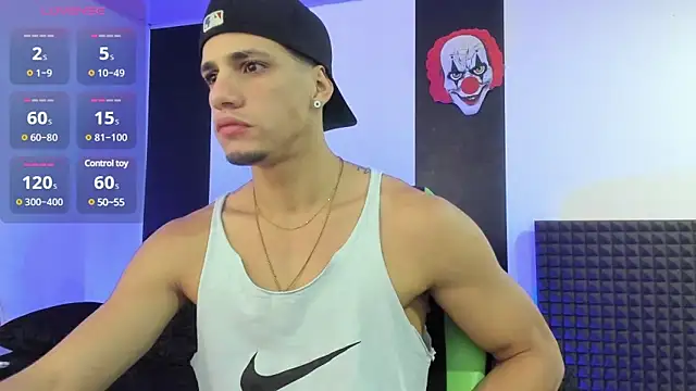 Snapshot of jhonnysnow17 chatting on 03/04/25, 05:24 jhonnysnow17 online show from 03/04/25, 05:24