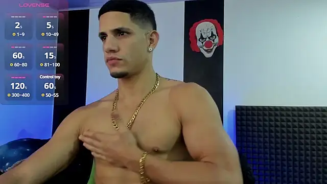 Snapshot of jhonnysnow17 chatting on 03/07/25, 08:34 jhonnysnow17 online show from 03/07/25, 08:34