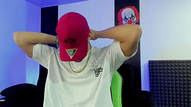 Snapshot of jhonnysnow17 chatting on 03/09/25, 08:51 jhonnysnow17 online show from 03/09/25, 08:51