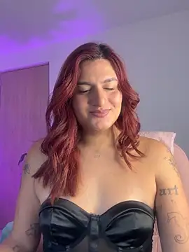 Snapshot of ari_artis chatting on 10/04/25, 08:29 ari artis online show from 10/04/25, 08:29