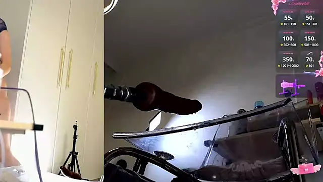 Snapshot of Miss69Ri99 chatting on 03/14/25, 11:53 Miss69Ri99 online show from 03/14/25, 11:53