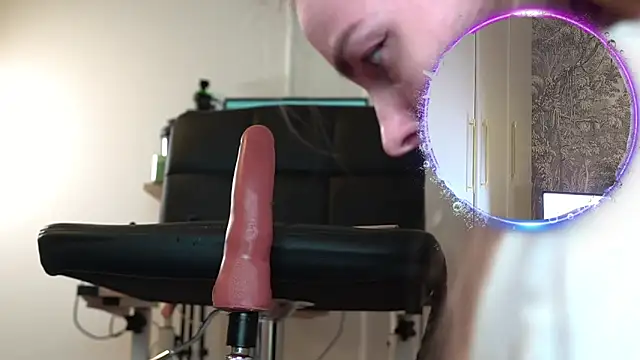 Miss69Ri99 online show from 04/09/26, 10:37