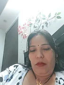 Poojabhabi101 online show from 11/14/25, 05:39