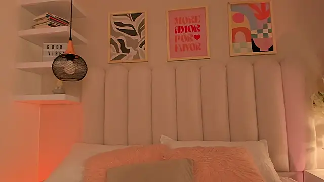 cute  cherry  online show from 01/18/26, 12:20