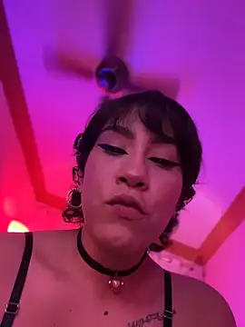 ZahaRoseee online show from 03/04/26, 01:44