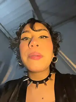 ZahaRoseee online show from 03/28/26, 11:59