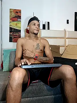 Snapshot of _Bbc_master_ chatting on 09/29/25, 05:23  Bbc master  online show from 09/29/25, 05:23