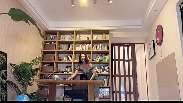 Snapshot of grandeeney chatting on 01/24/25, 03:24 grandeeney online show from 01/24/25, 03:24