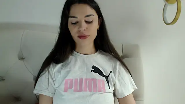 Mika Gold online show from 04/19/26, 06:21