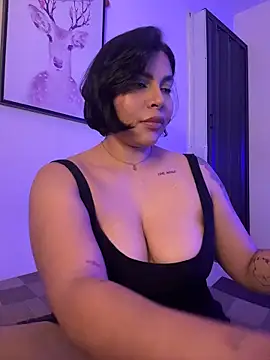 GigiiStone online show from 09/22/25, 07:49