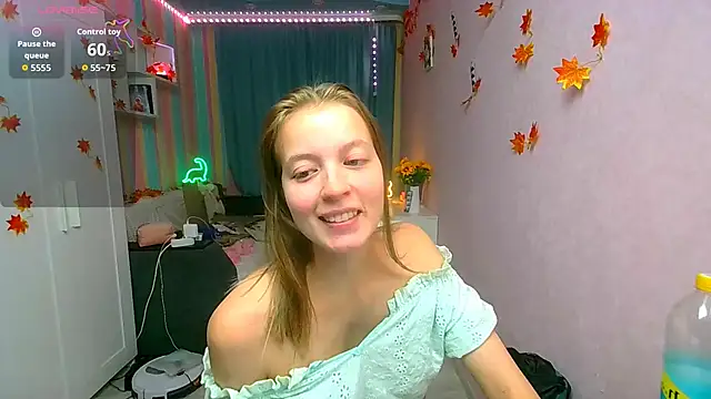   Aphrodita  wow   online show from 10/10/25, 01:10