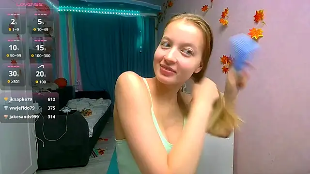   Aphrodita  wow   online show from 11/18/25, 10:09