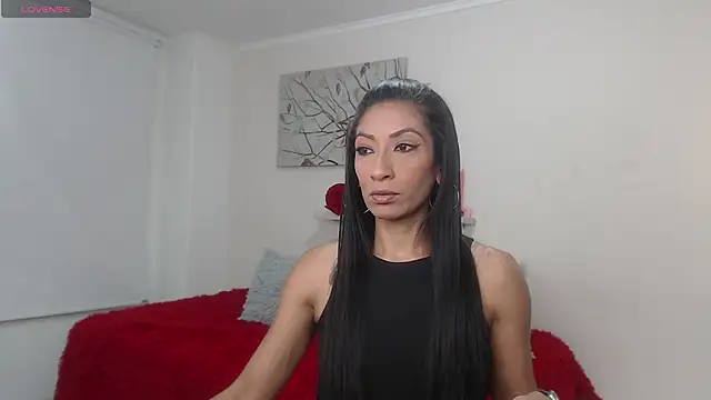Snapshot of sofia_perez___ chatting on 05/26/26, 07:54 sofia perez online show from 05/26/26, 07:54