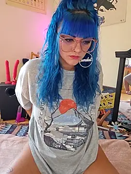 Snapshot of anyalikestosuck chatting on 09/24/25, 04:32 anyalikestosuck online show from 09/24/25, 04:32