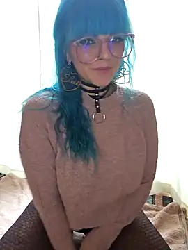 Snapshot of anyalikestosuck chatting on 10/20/25, 07:03 anyalikestosuck online show from 10/20/25, 07:03