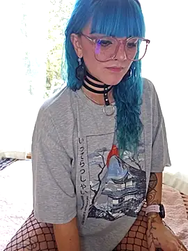 Snapshot of anyalikestosuck chatting on 10/22/25, 07:24 anyalikestosuck online show from 10/22/25, 07:24