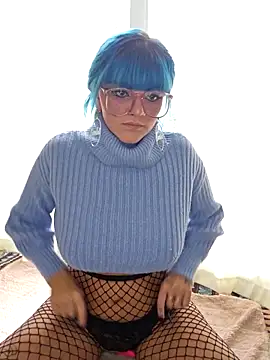 Snapshot of anyalikestosuck chatting on 10/23/25, 06:06 anyalikestosuck online show from 10/23/25, 06:06