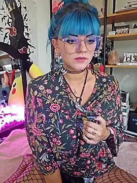 Snapshot of anyalikestosuck chatting on 11/07/25, 08:09 anyalikestosuck online show from 11/07/25, 08:09