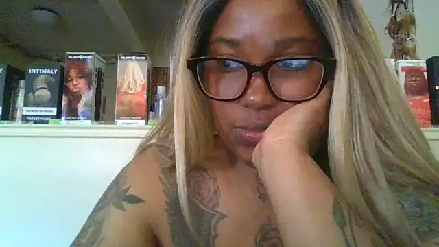 ShaBrimDaPornstar online show from 04/13/26, 07:30