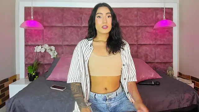 Taly Fox online show from 02/25/25, 09:02